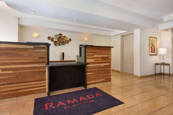 Ramada by Wyndham Oakland Downtown City Center image 4